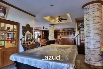 8 Beds 4 Baths 693.60 SQ.M. 3-Storey Single House