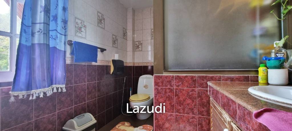 8 Beds 4 Baths 693.60 SQ.M. 3-Storey Single House