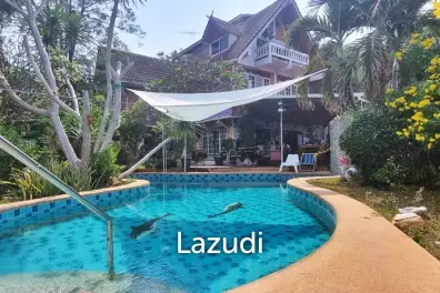 8 Beds 4 Baths 693.60 SQ.M. 3-Storey Single House