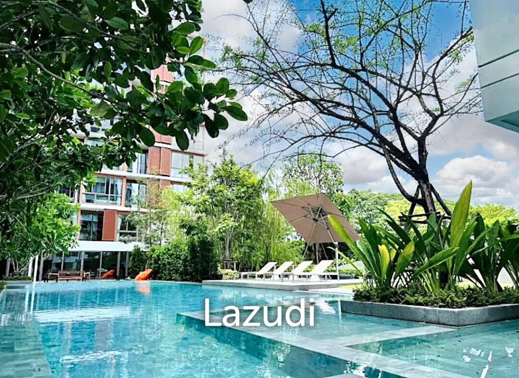 Building for sale with tenant in Klongtoey
