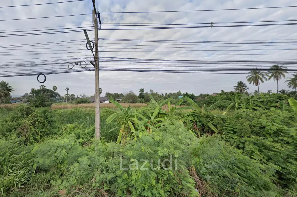 3 Rai of Land Close to Phet Kasem Rd. For Sale