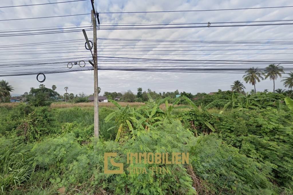 3 Rai of Land Close to Phet Kasem Rd. For Sale