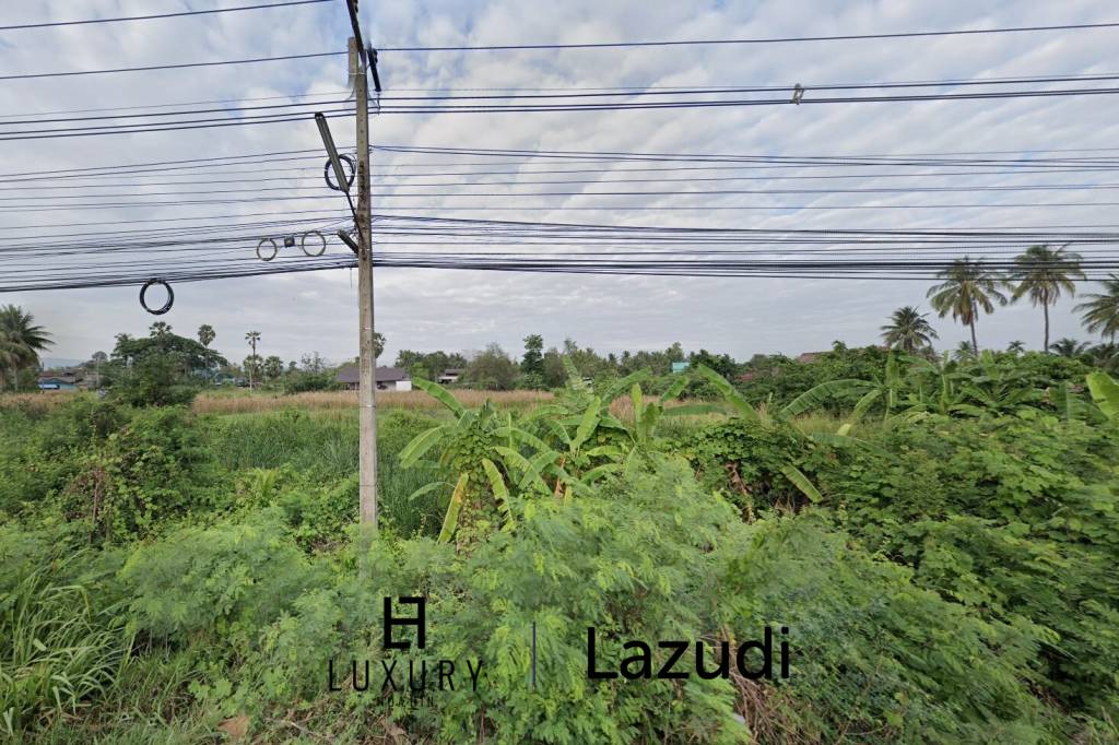 3 Rai of Land Close to Phet Kasem Rd. For Sale