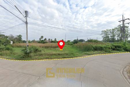 3 Rai of Land Close to Phet Kasem Rd. For Sale