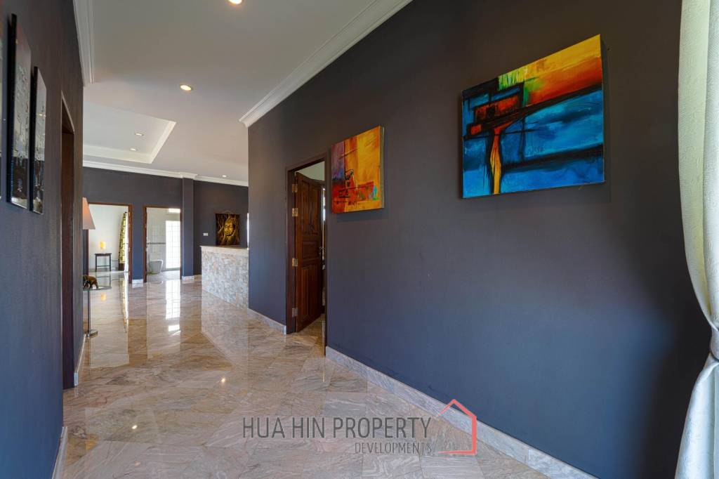 Hua Hin Palm Village: 2 Storey 6 Bedroom Pool Villa