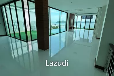 Luxurious 5 Bedroom Villa with Ocean View