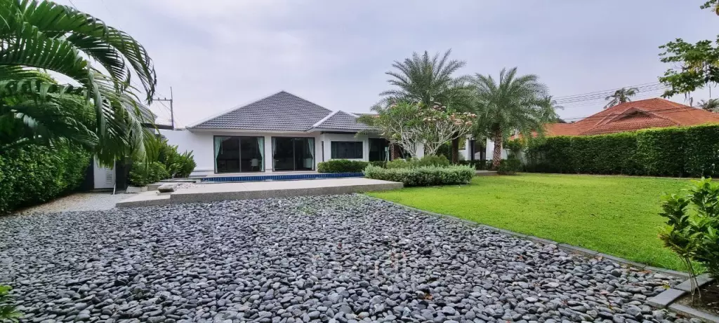 3 Beds 3 Baths 250 SQ.M. European Home Place