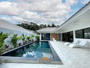 Brand New 3-Bed Pool Villa in Lamai Near International Schools