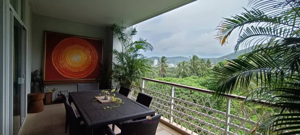 Luxurious 2-Bed Condo at Karon Hill, Phuket