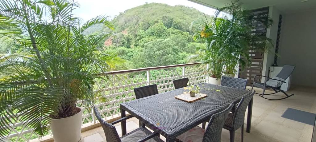 Luxurious 2-Bed Condo at Karon Hill, Phuket