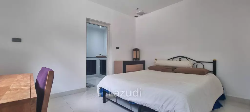 13 Beds 13 Baths 1,600 SQ.M. 4-Storey Villa in Pratumnak