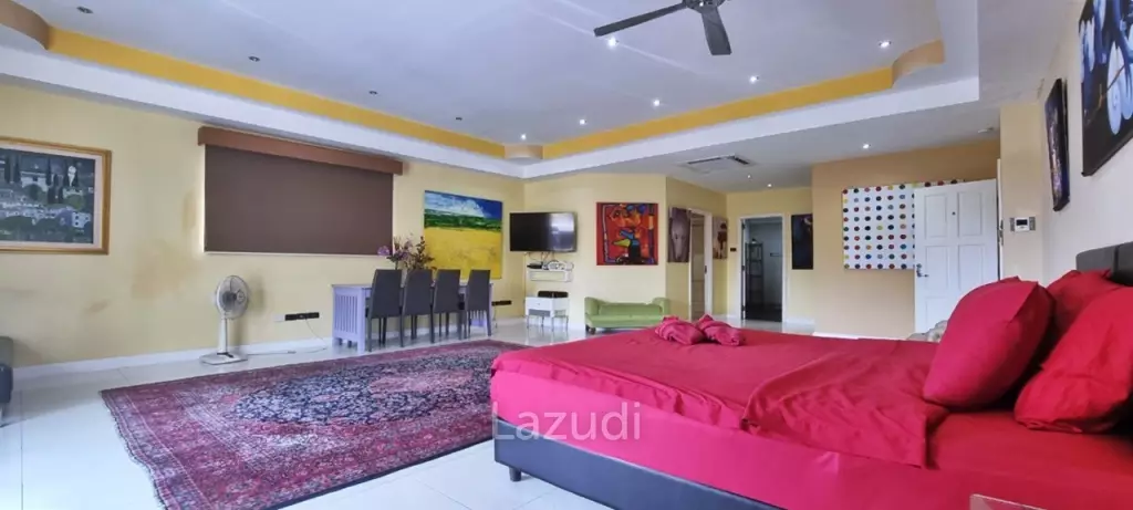 13 Beds 13 Baths 1,600 SQ.M. 4-Storey Villa in Pratumnak