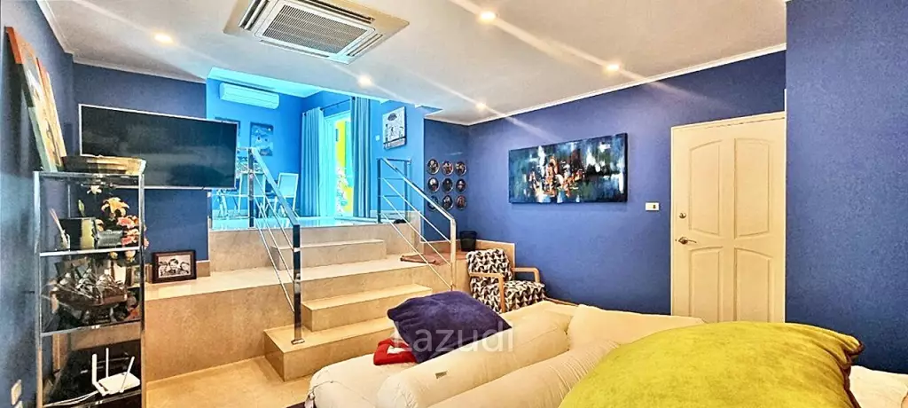 13 Beds 13 Baths 1,600 SQ.M. 4-Storey Villa in Pratumnak