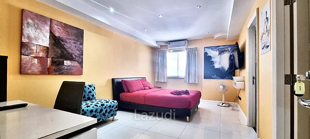 13 Beds 13 Baths 1,600 SQ.M. 4-Storey Villa in Pratumnak