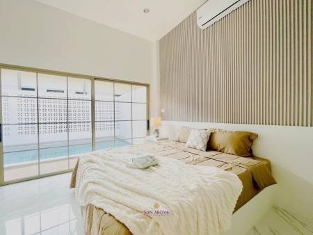 3 Bedroom Pool Villa Near Chalong Pier