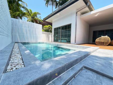 3 Bedroom Pool Villa Near Chalong Pier