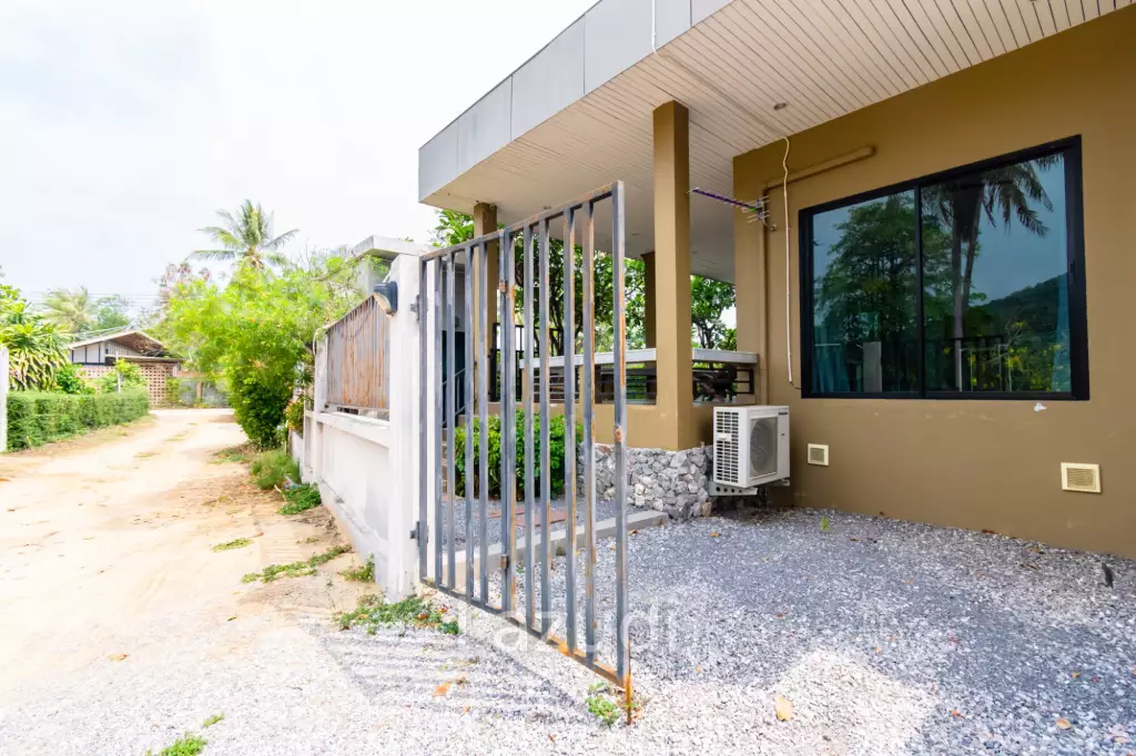Cozy Resort for sale at Pak Nam Pran