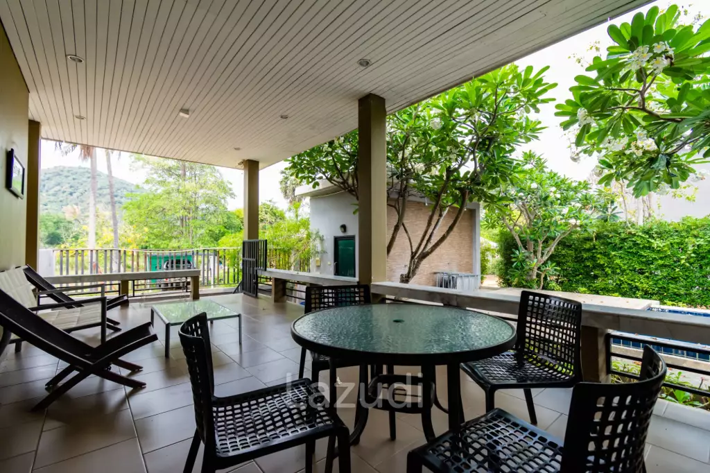 Cozy Resort for sale at Pak Nam Pran