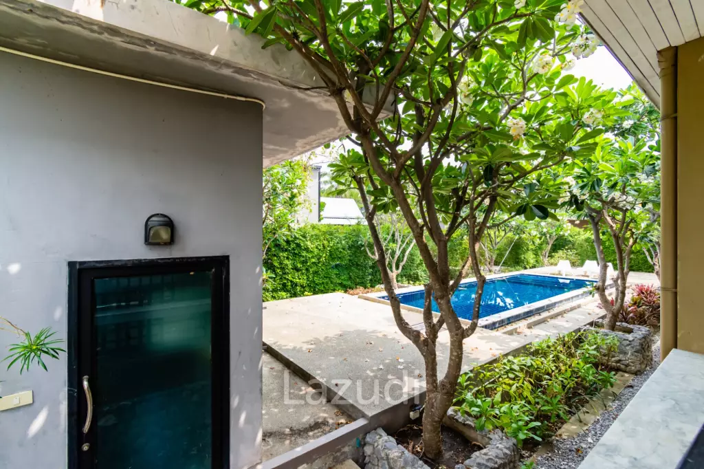Cozy Resort for sale at Pak Nam Pran
