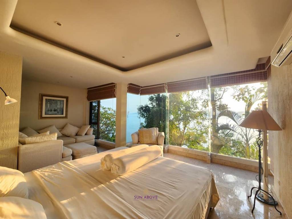 Beachfront 6 Bedroom Villa In Sri Panwa For Sale