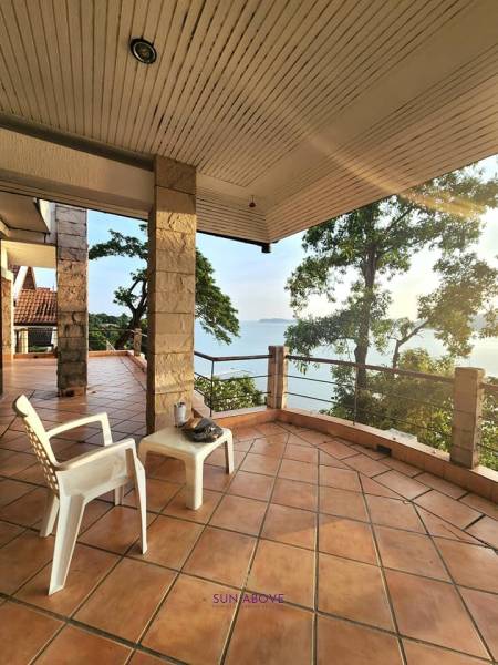 Beachfront 6 Bedroom Villa In Sri Panwa For Sale