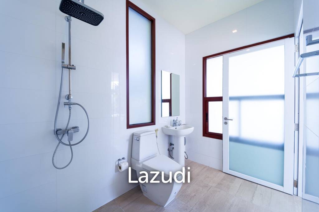 1,400 qm 5 Bett 5 Bad Villa Für Verkauf