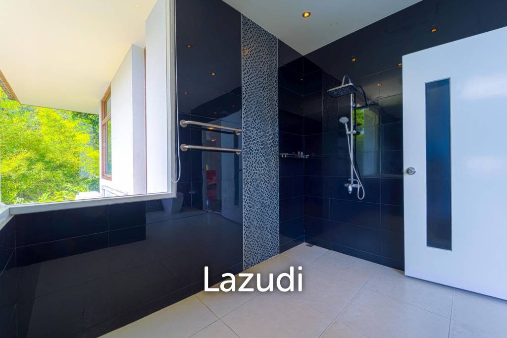 1,400 qm 5 Bett 5 Bad Villa Für Verkauf