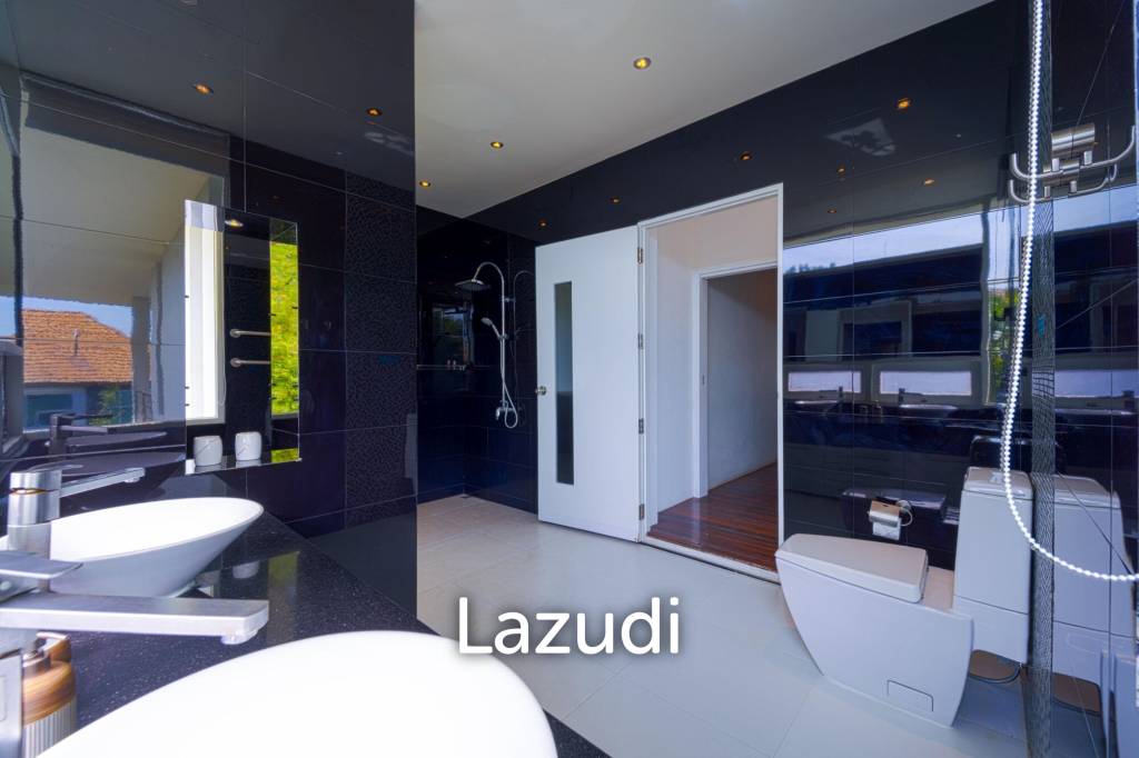 1,400 qm 5 Bett 5 Bad Villa Für Verkauf