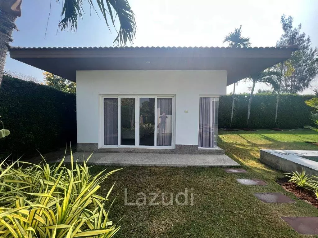 Elegant 4-Bed Villa in Hua Hin's Exclusive The Views