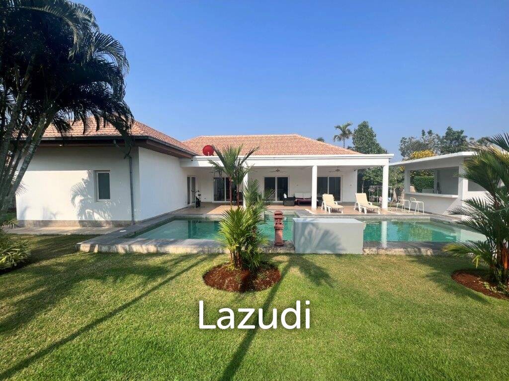 1,004 Sqm 4 Bed 4 Bath Villa For Sale