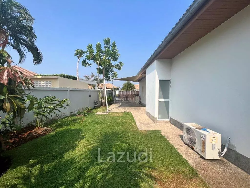 Elegant 4-Bed Villa in Hua Hin's Exclusive The Views