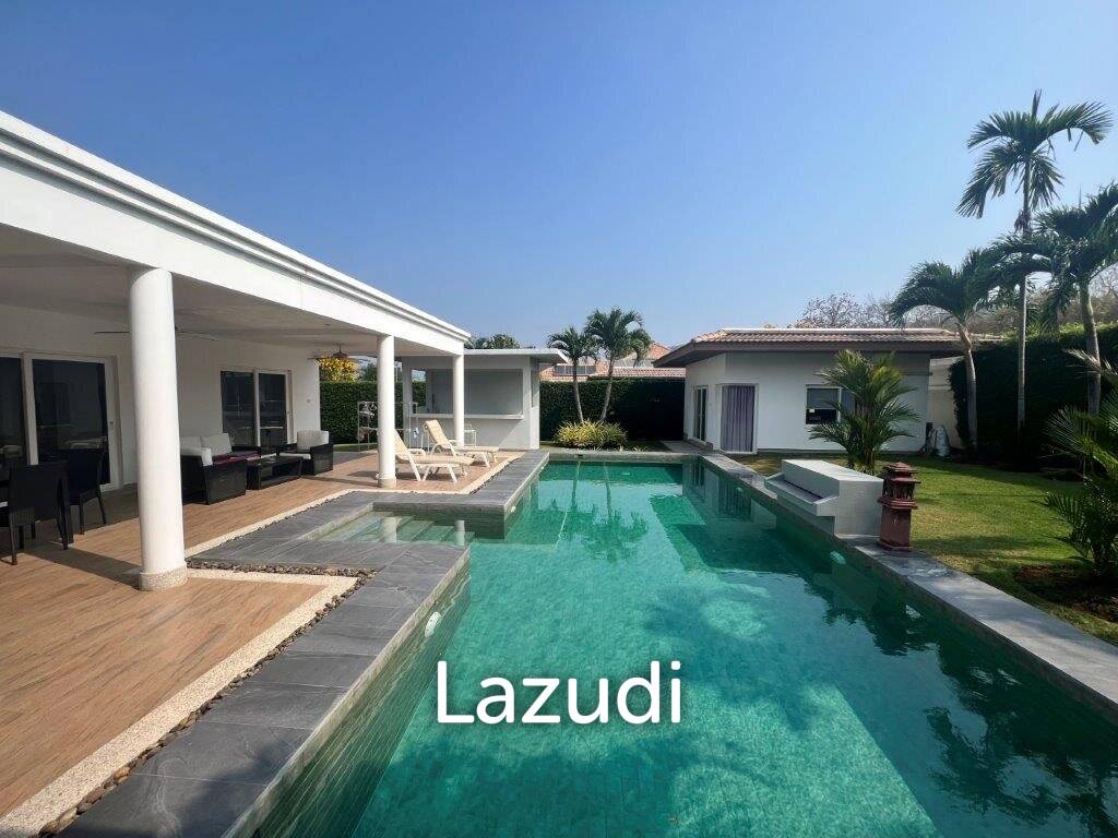 1,004 Sqm 4 Bed 4 Bath Villa For Sale