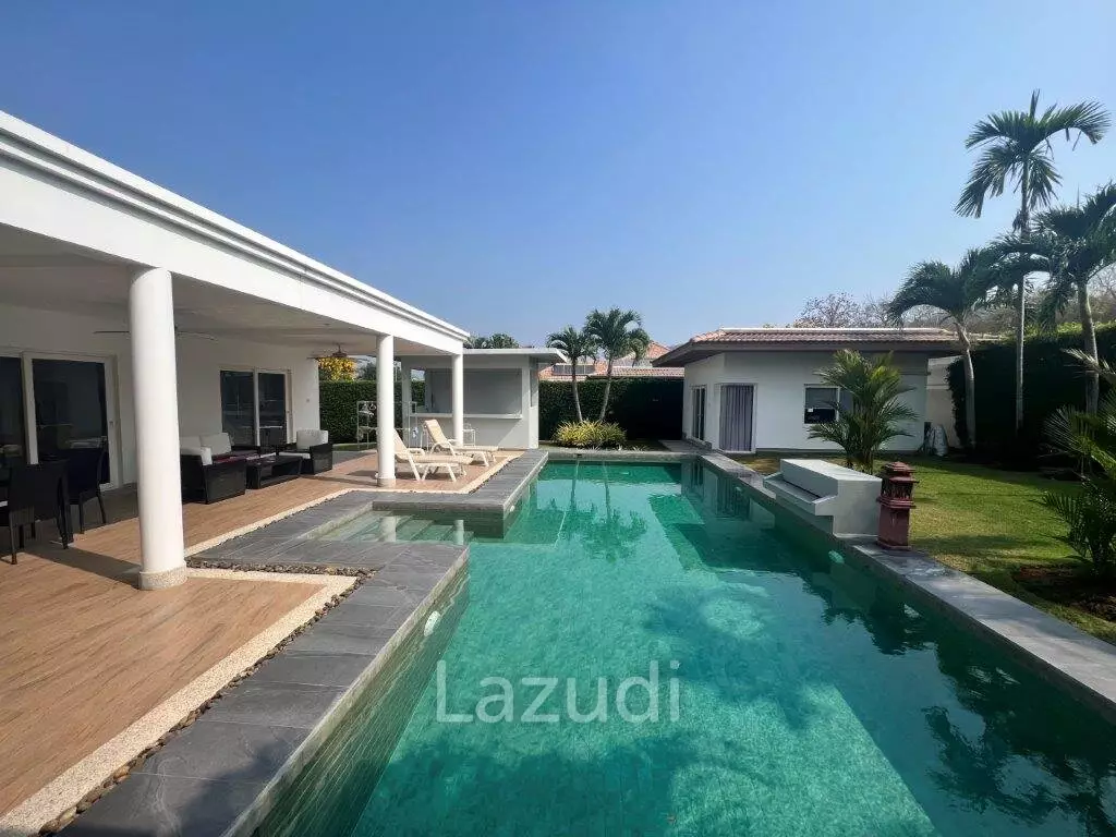 Elegant 4-Bed Villa in Hua Hin's Exclusive The Views
