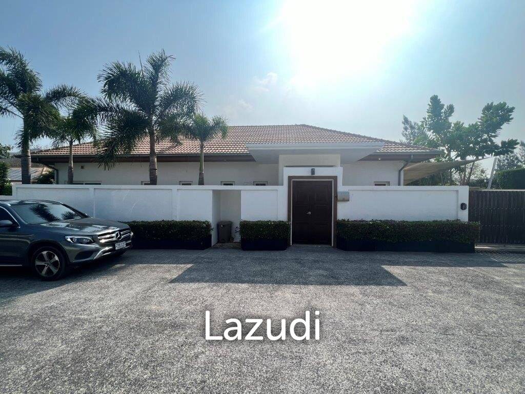 1,004 Sqm 4 Bed 4 Bath Villa For Sale