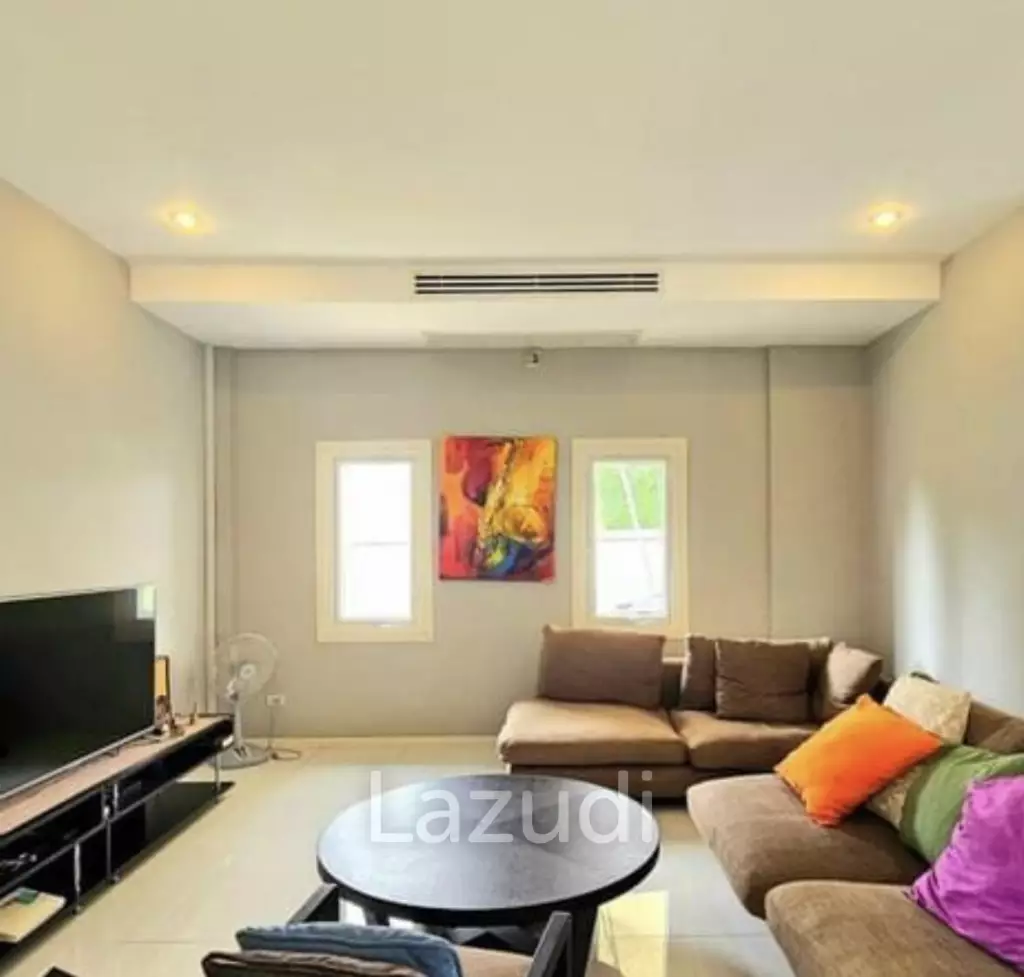 Elegant 4-Bed Villa in Hua Hin's Exclusive The Views