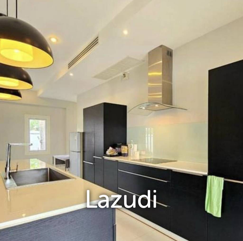 1,004 Sqm 4 Bed 4 Bath Villa For Sale