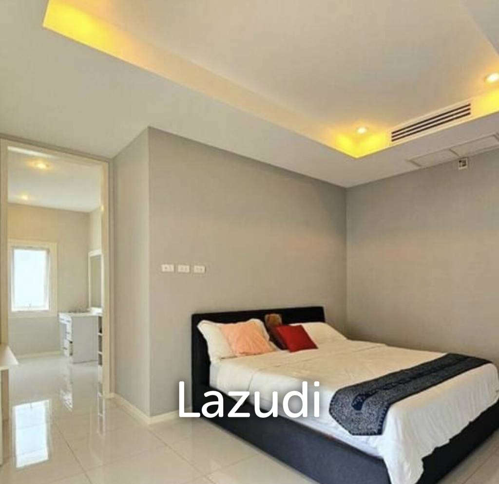 1,004 Sqm 4 Bed 4 Bath Villa For Sale