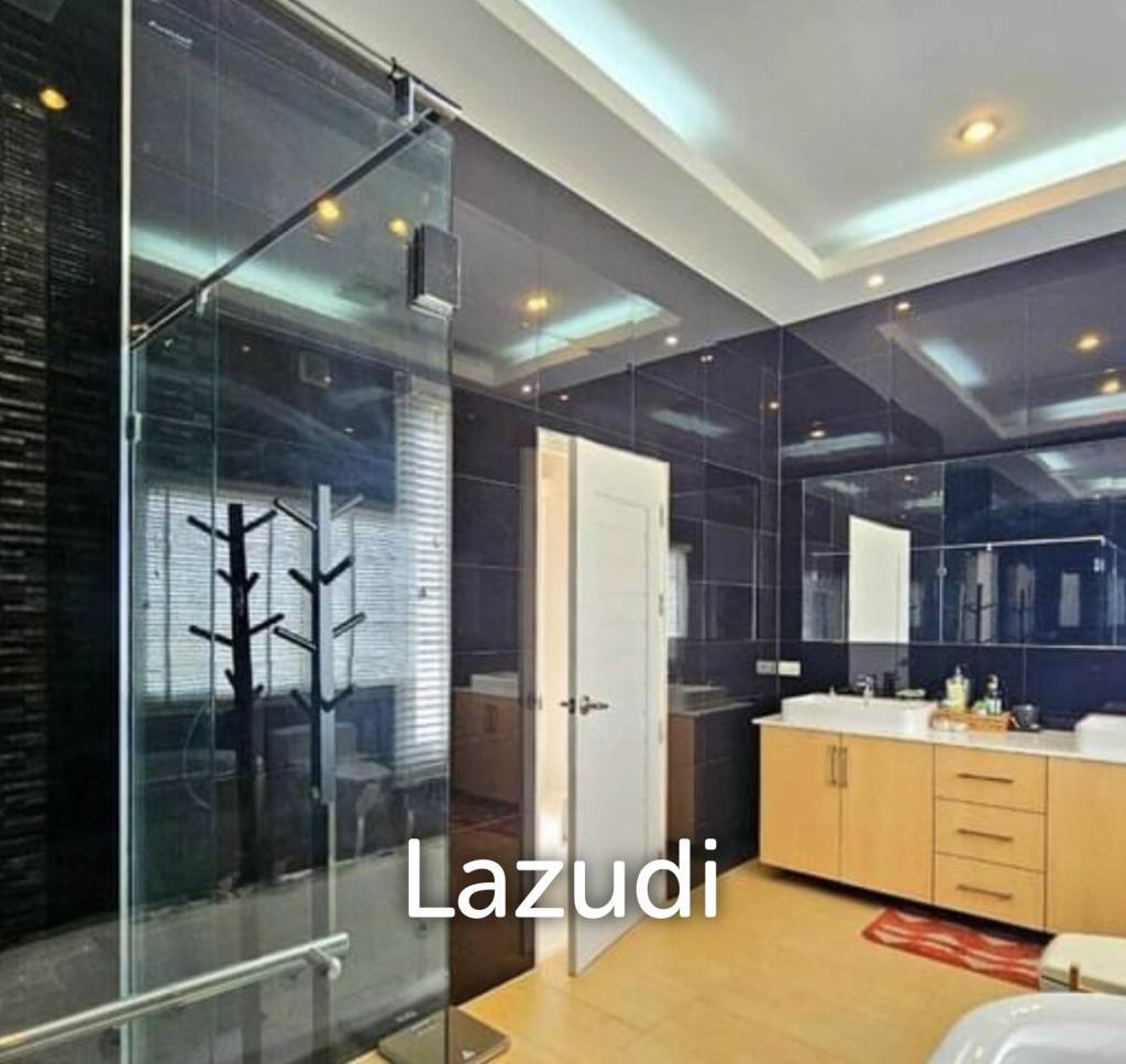 1,004 Sqm 4 Bed 4 Bath Villa For Sale