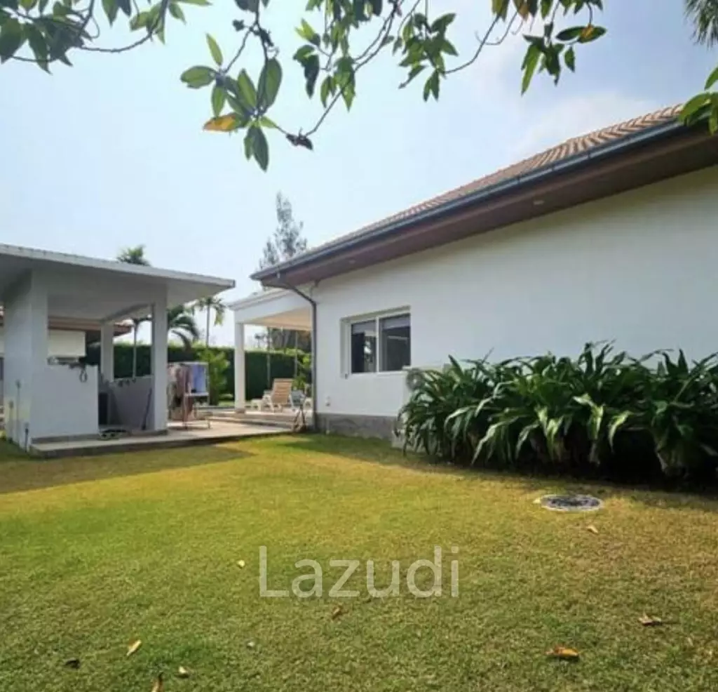 Elegant 4-Bed Villa in Hua Hin's Exclusive The Views
