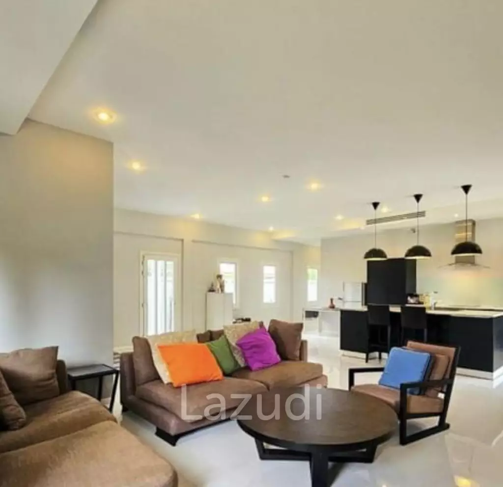Elegant 4-Bed Villa in Hua Hin's Exclusive The Views