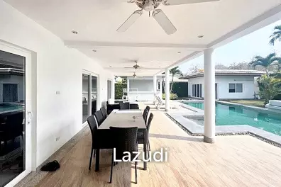 Elegant 4-Bed Villa in Hua Hin's Exclusive The Views