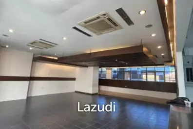 Prime Thong Lo Panjit Tower on Main Road 200SQM Retail/Restaurant opportunity