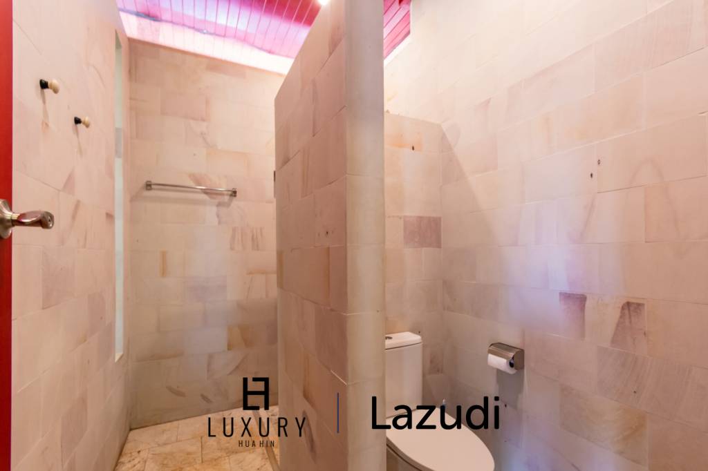 1,088 m² 4 Chambre 5 Salle de bain Villa Pour Vente