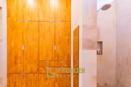 1,088 metro cuadrado 4 ` 5 Baño Villa de Venta