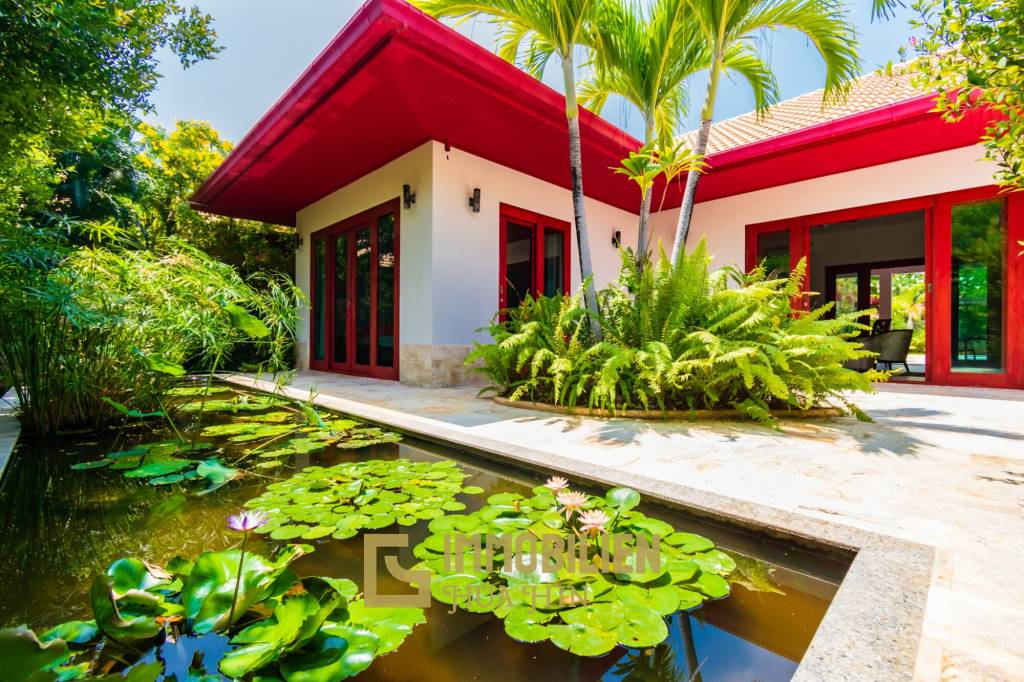 Luxurious Villa design in Hana Village3 : 4 bed outstanding  pool villa