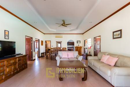 Luxurious Villa in Hana Village 1 : 3 bed with large plot