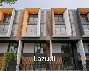 Elegant 4-Bedroom Townhouse in Shizen Phatthanakan 32