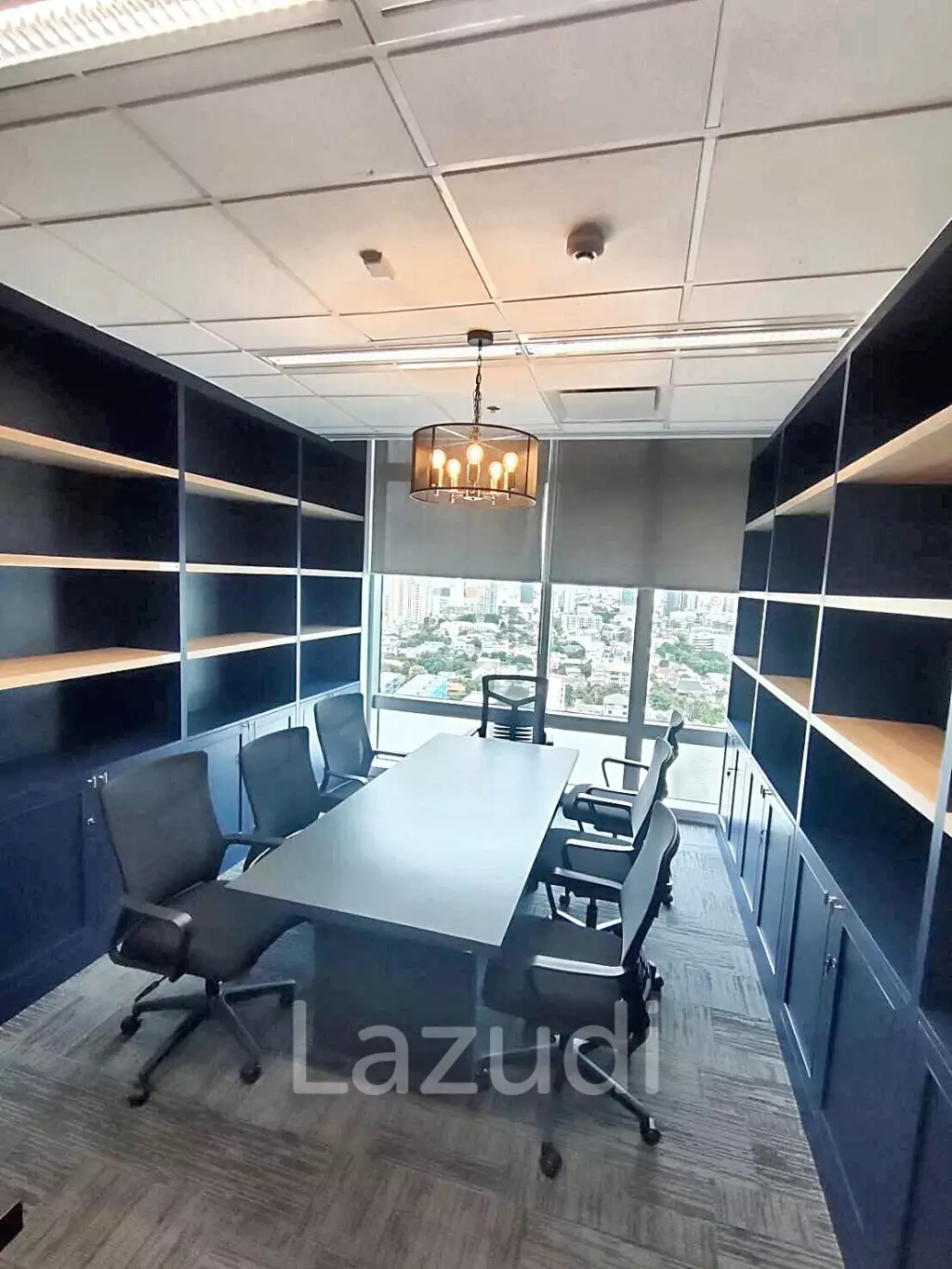 Ultra Luxury Office Space in Tipco Tower, Bangkok