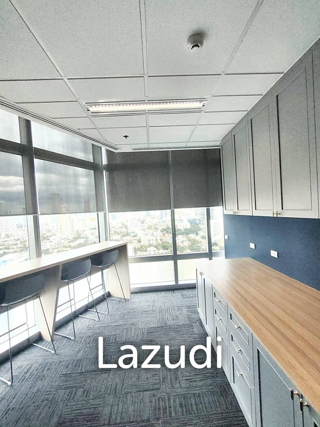 Ultra Luxury Office Space in Tipco Tower, Bangkok