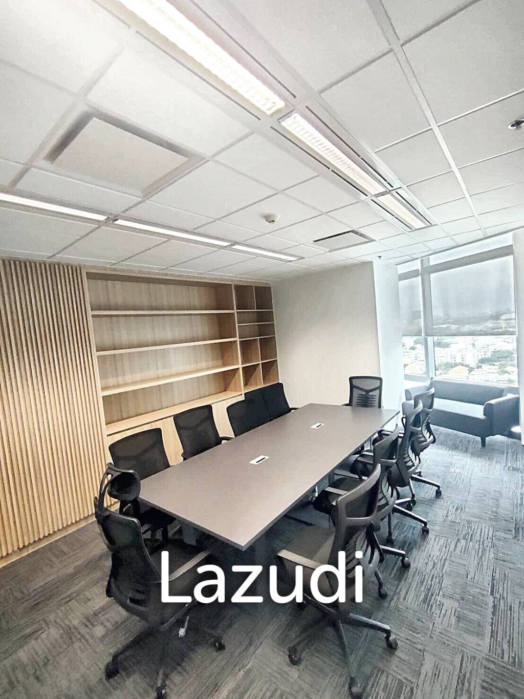 Ultra Luxury Office Space in Tipco Tower, Bangkok